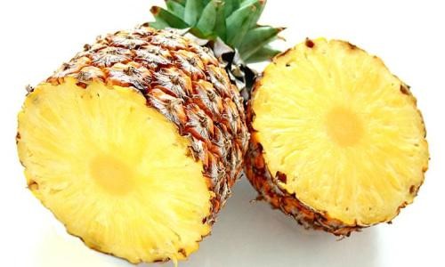 Які вітаміни містить ананас